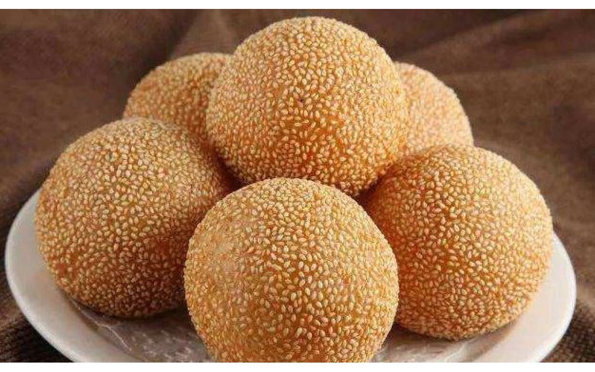 C&aacute;ch trộn bột l&agrave;m b&aacute;nh cam